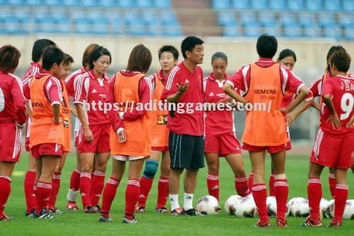 中国女足球员技战术不断升级，备战国际赛事